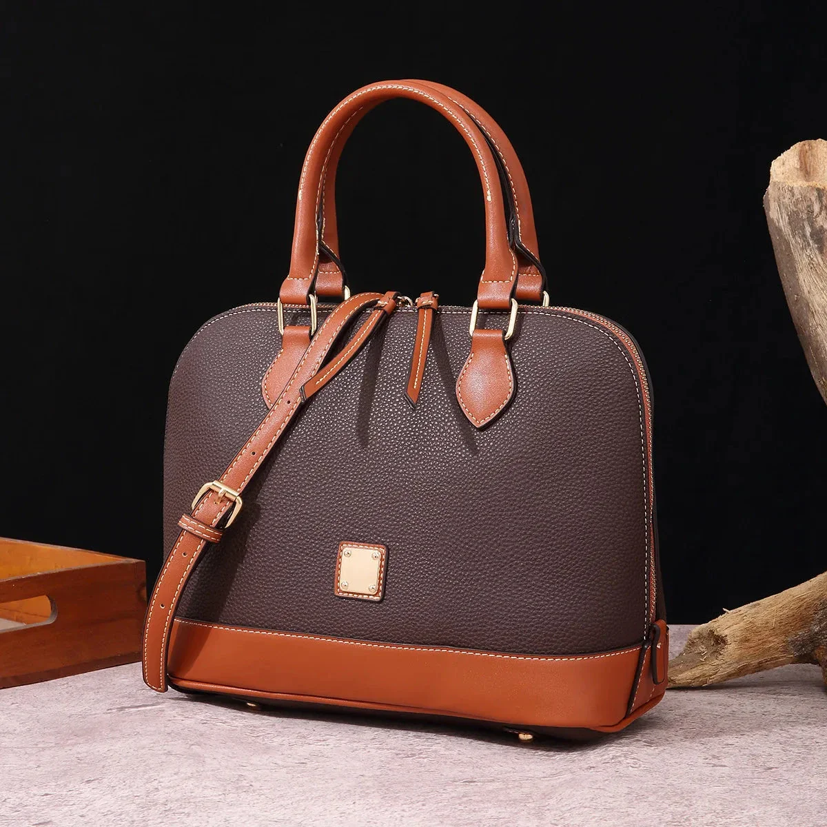 Retro Women's Leather Bag - Helena Classic - Image 8