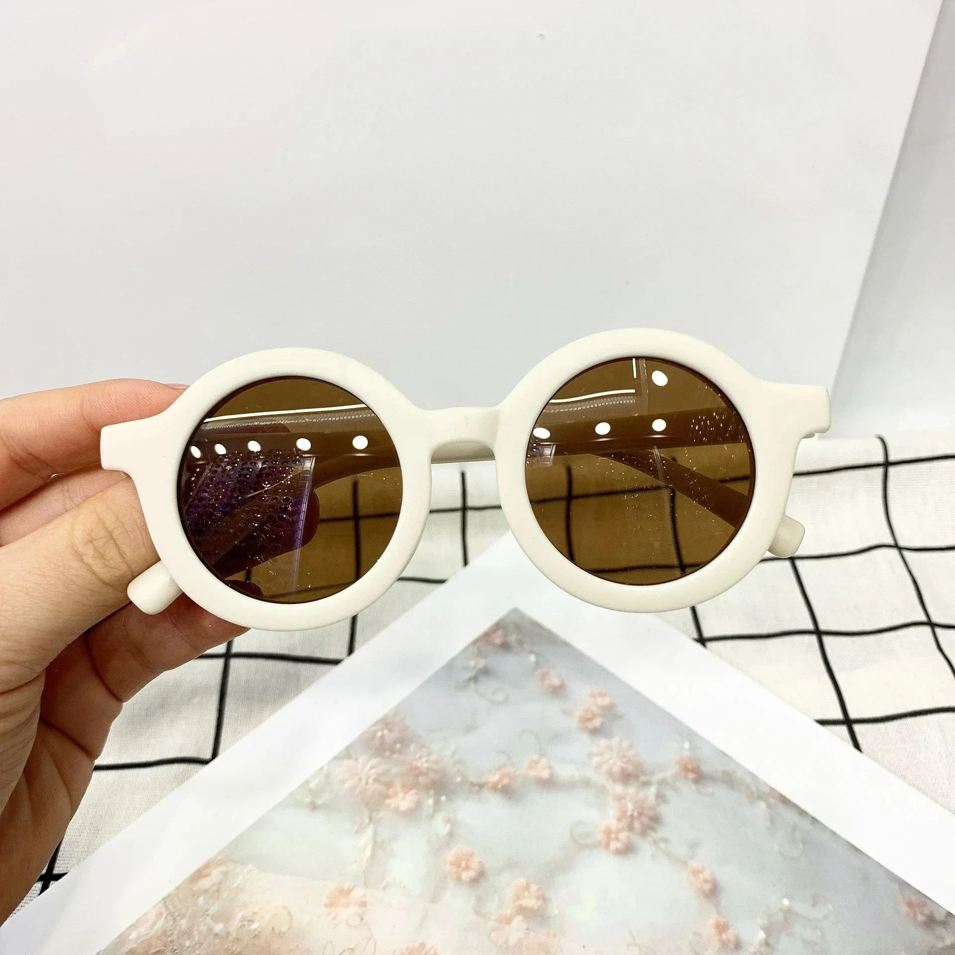 Children's UV400 Sunglasses - Image 14