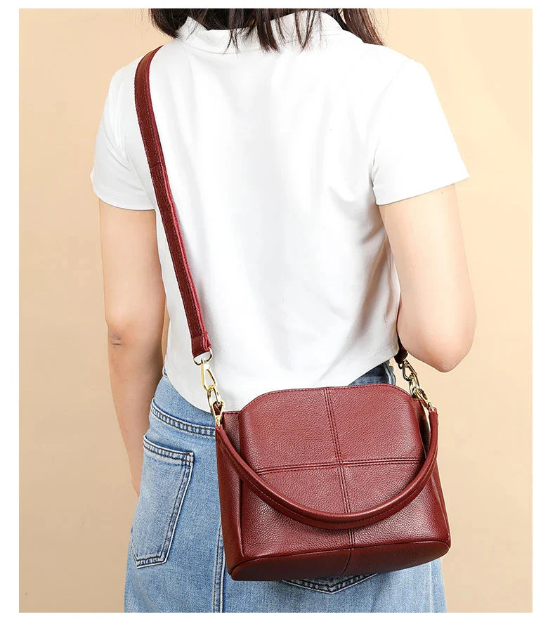 Eloise Royale Women's Leather Bag - Image 17