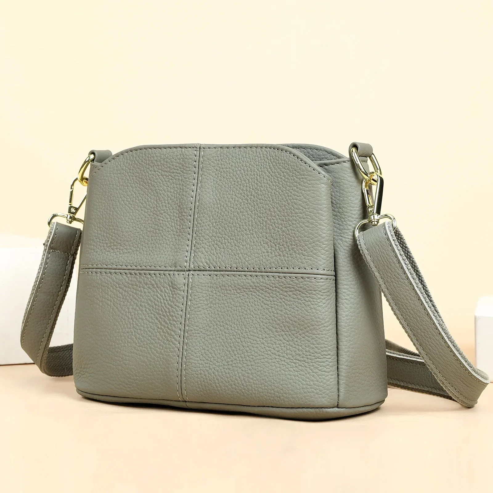 Eloise Royale Women's Leather Bag - Image 7