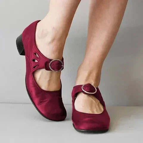 Passione Delicata Women's Shoes with Buckle - Image 8