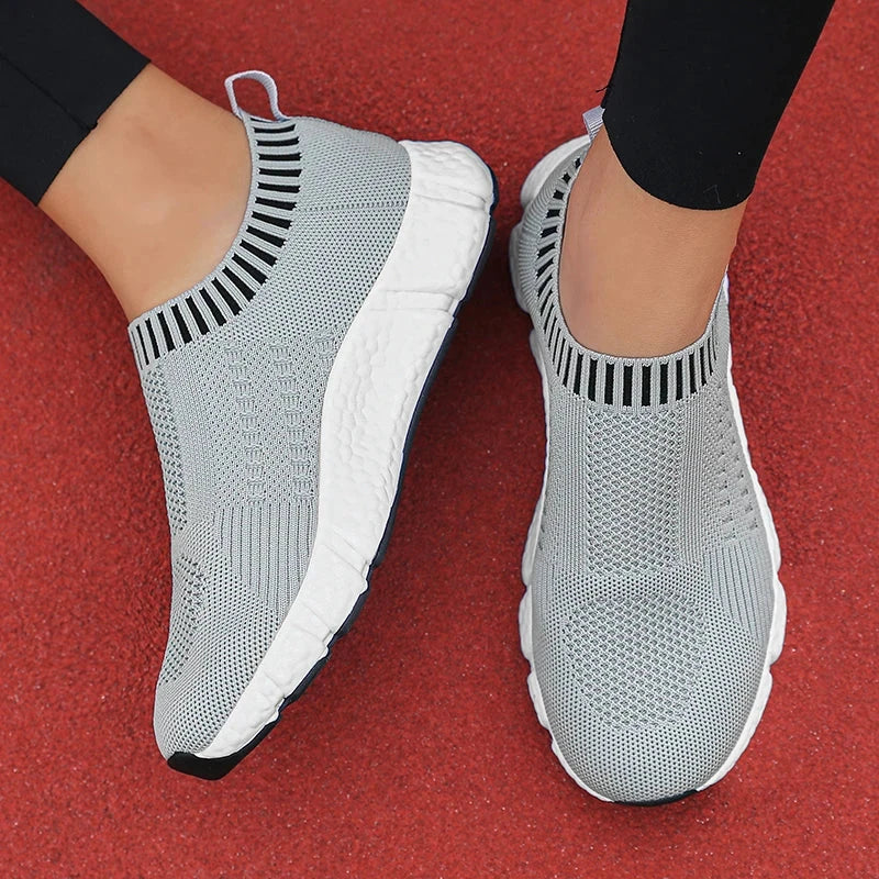 Pulse Energize Women's Sneakers - Image 11