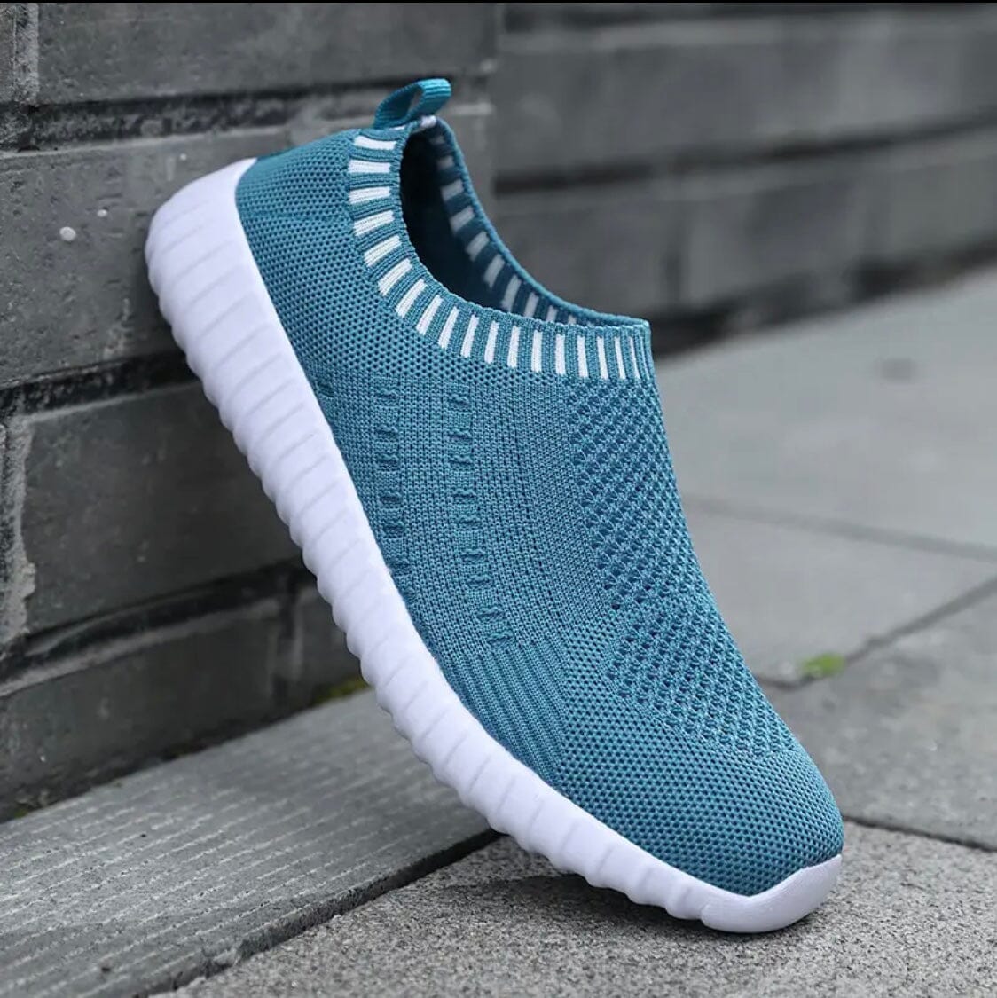 Pulse Energize Women's Sneakers - Image 18