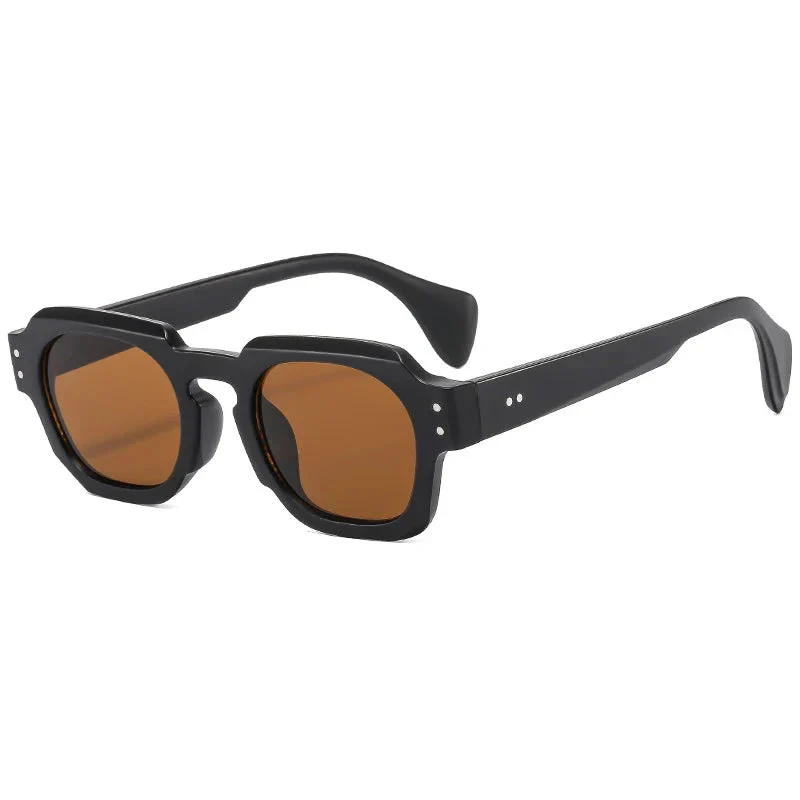 Salvierre Classic Sunglasses - Image 13