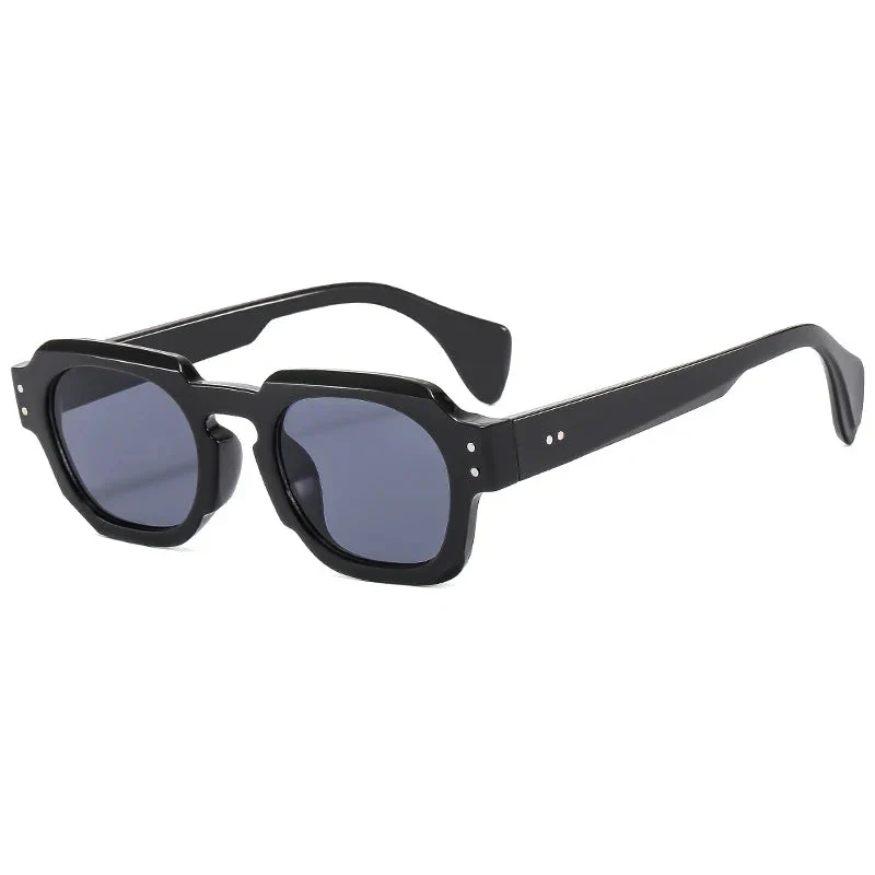 Salvierre Classic Sunglasses - Image 8