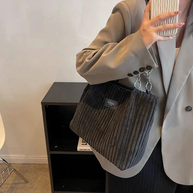 Shoulder Velvet Bag Valentina - Image 5