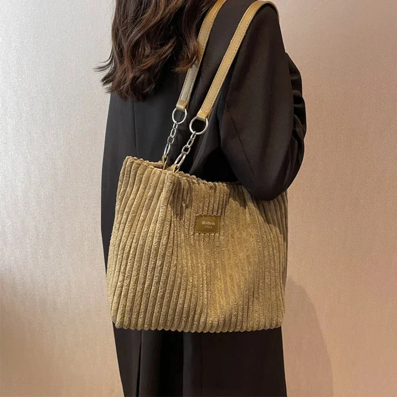 Shoulder Velvet Bag Valentina - Image 6