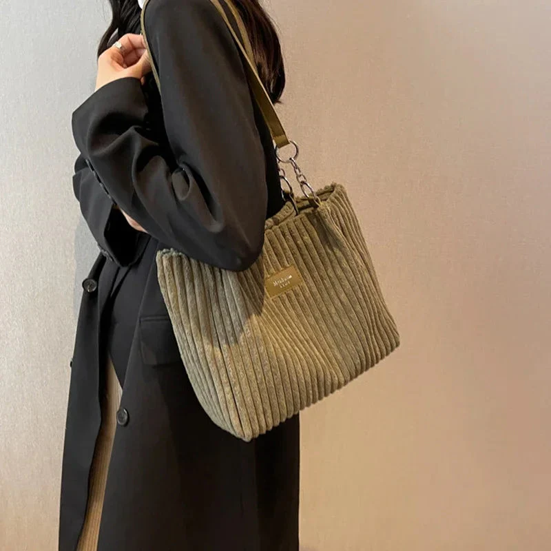 Shoulder Velvet Bag Valentina - Image 8