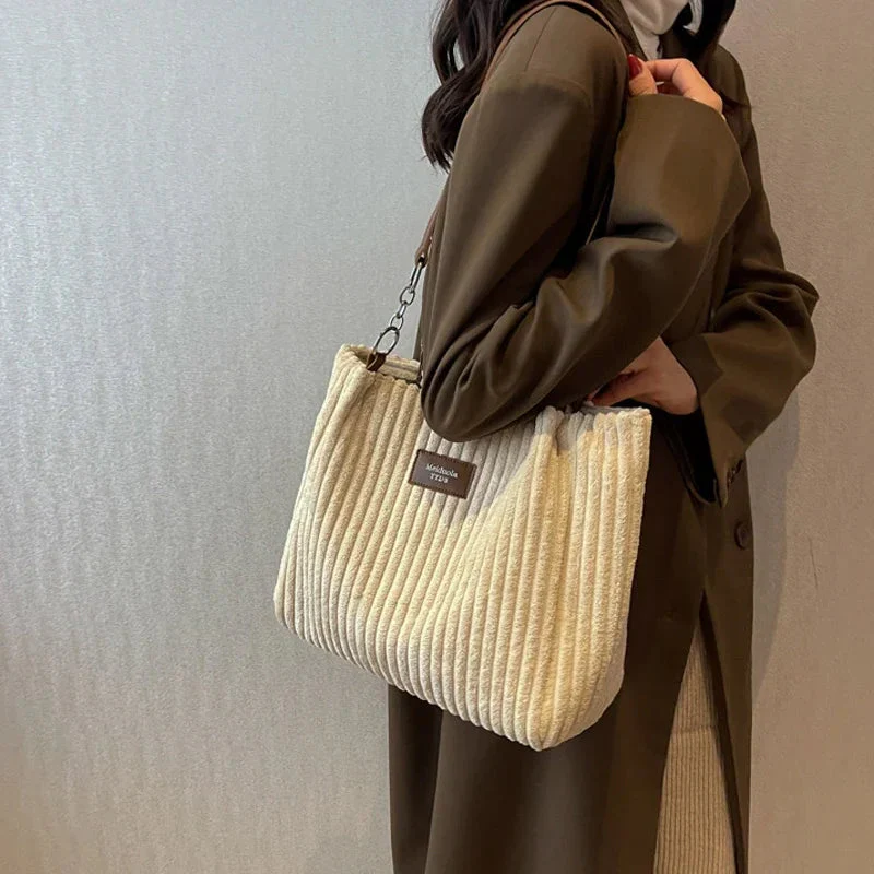 Shoulder Velvet Bag Valentina - Image 9