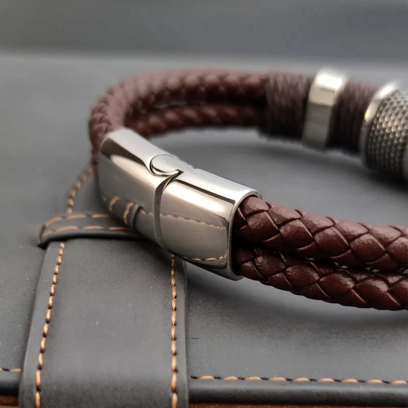 Viellezer Vintage Leather Men's Bracelet - Image 11